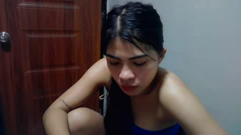 Snapshot of missunknownxoxo chatting on July 7, 7:23 am sofia online show from July 7, 7:23 am