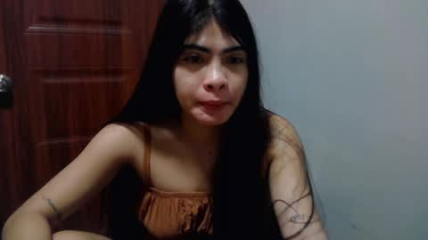 Snapshot of missunknownxoxo chatting on July 9, 1:31 am sofia online show from July 9, 1:31 am