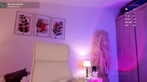 Valeria Davila online show from May 13, 12:57 pm