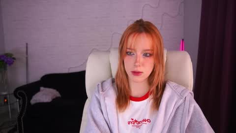 MissVelora online show from October 23, 8:02 am