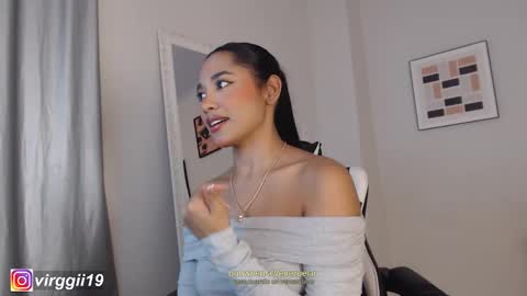 Snapshot of missvirggii chatting on November 10, 9:58 pm missvirggii online show from November 10, 9:58 pm