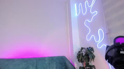 Snapshot of missweetpeach chatting on September 16, 1:28 am Pau OFmissweetpeach online show from September 16, 1:28 am