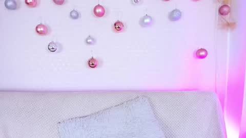 Pau OFmissweetpeach online show from December 21, 4:03 pm