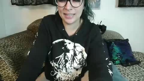 Missy Dee online show from October 17, 7:00 am
