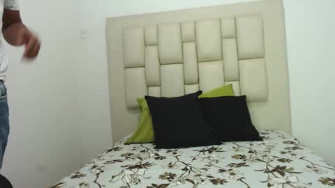 MissyCristian online show from March 28, 3:17 am