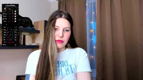 Anya online show from February 7, 2:32 pm