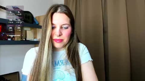 Anya online show from May 19, 6:47 pm