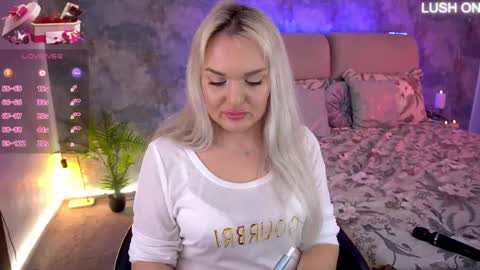 Snapshot of missyymarty chatting on April 24, 2:52 pm missyymarty online show from April 24, 2:52 pm