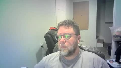 Mr. Happy online show from February 16, 6:09 am