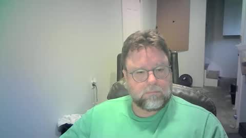 Mr. Happy online show from March 1, 1:07 am