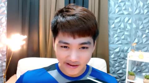 Snapshot of mister_officer chatting on October 5, 10:24 am SAINT SACHI  will make your day  online show from October 5, 10:24 am