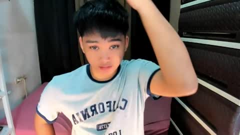 SAINT SACHI  will make your day  online show from April 10, 12:54 pm