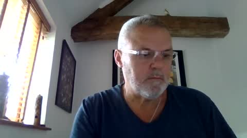 Snapshot of misterblivs chatting on August 2, 7:18 am Misterblivs online show from August 2, 7:18 am