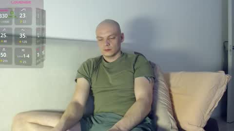 MIsterjames  online show from March 7, 5:43 pm