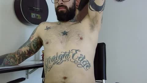 Snapshot of misternocturne chatting on October 10, 5:01 pm misternocturne online show from October 10, 5:01 pm