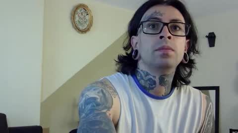 Snapshot of misternocturne chatting on December 14, 4:12 pm misternocturne online show from December 14, 4:12 pm