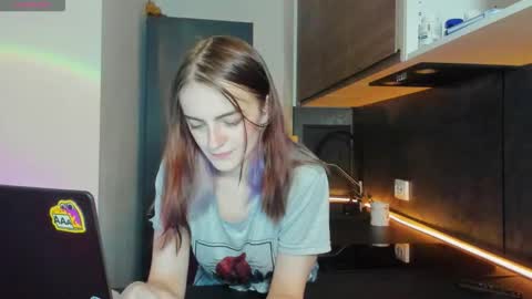 Snapshot of mistiva chatting on September 12, 5:24 pm Hi everyone Im Tina online show from September 12, 5:24 pm