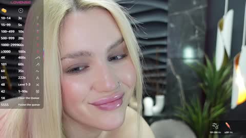 Snapshot of mistress_darsy chatting on February 6, 6:08 am Darsy online show from February 6, 6:08 am