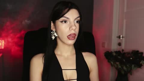 Miss Rochelle online show from October 8, 8:50 pm