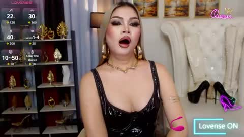 Snapshot of mistressathenna chatting on June 19, 11:58 am mistressathenna online show from June 19, 11:58 am