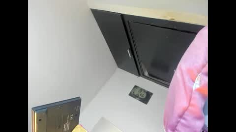Snapshot of mistressbbc1 chatting on April 1, 7:33 pm NAHOMY online show from April 1, 7:33 pm