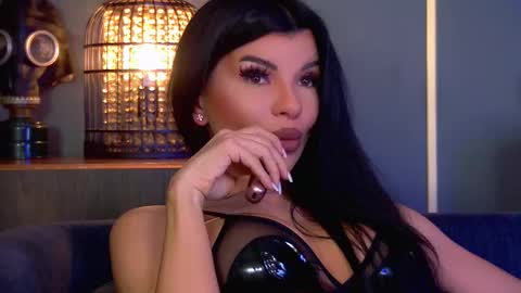 Elenia online show from January 8, 2:41 pm