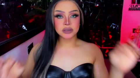 Call me MISS JAS online show from April 5, 2:36 pm