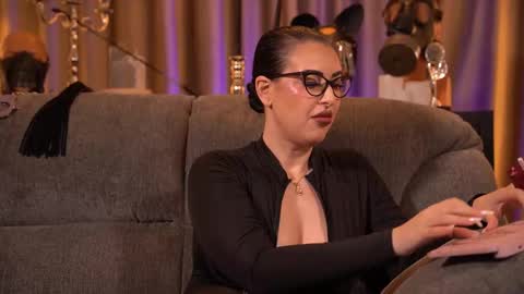 Mistress Kelly online show from December 19, 12:06 am