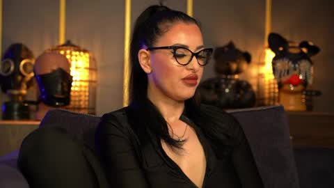 Mistress Kelly online show from March 16, 11:42 pm