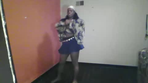 mistressmochareign online show from March 10, 6:07 am