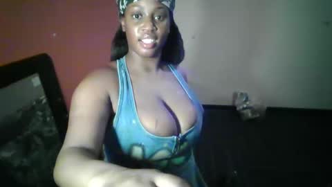 mistressmochareign online show from March 16, 5:44 am