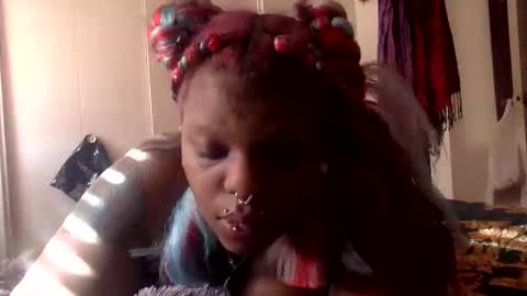 Snapshot of mistressmystii chatting on December 9, 9:37 pm Mistress Mystii online show from December 9, 9:37 pm