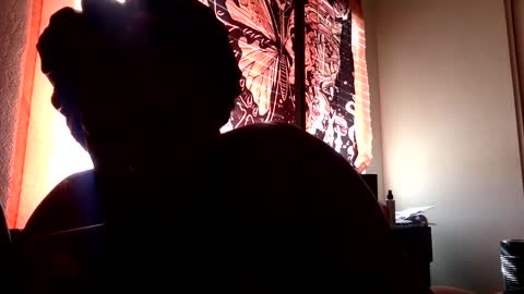 Snapshot of mistressmystii chatting on December 10, 7:43 pm Mistress Mystii online show from December 10, 7:43 pm