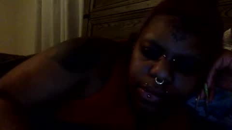 Snapshot of mistressmystii chatting on December 22, 5:23 am Mistress Mystii online show from December 22, 5:23 am