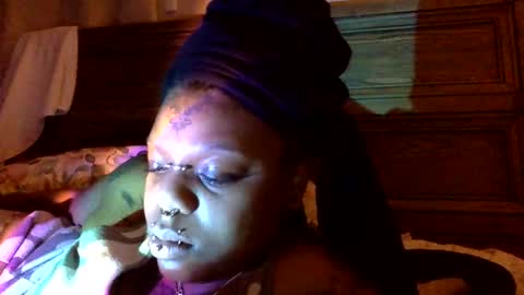 Snapshot of mistressmystii chatting on December 30, 5:37 am Mistress Mystii online show from December 30, 5:37 am