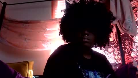 Snapshot of mistressmystii chatting on March 11, 9:15 pm Mistress Mystii online show from March 11, 9:15 pm