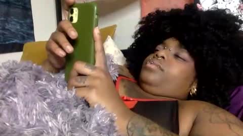 Snapshot of mistressmystii chatting on March 12, 2:41 am Mistress Mystii online show from March 12, 2:41 am