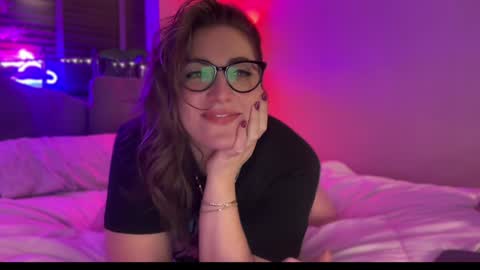 Snapshot of mistresssx chatting on December 22, 9:53 pm Miss X online show from December 22, 9:53 pm