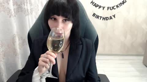 misty_dark online show from October 13, 10:48 am
