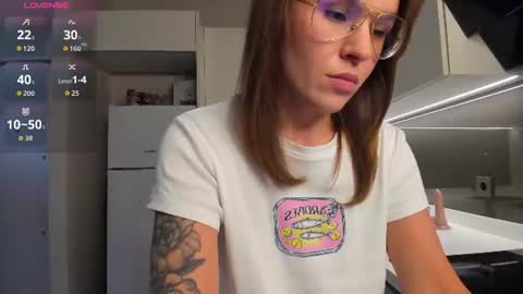 Snapshot of misty_myers chatting on July 18, 8:34 pm misty_myers online show from July 18, 8:34 pm
