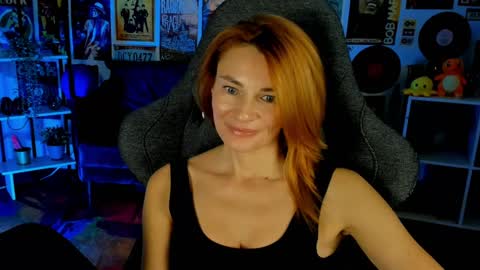 MistyBarnes NONUDE MODEL online show from December 15, 1:11 pm