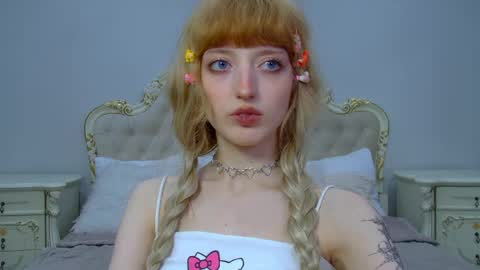 Misty online show from April 19, 6:10 pm