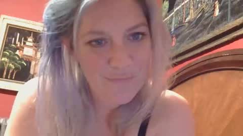 Misty Mountains online show from March 8, 3:54 am