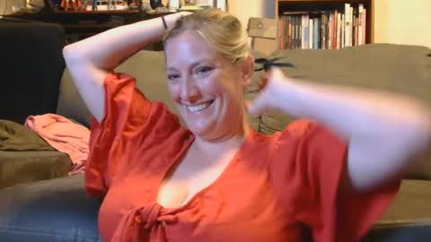 Misty Mountains online show from July 28, 3:24 am