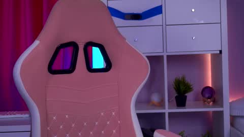 Misty online show from February 11, 5:45 am