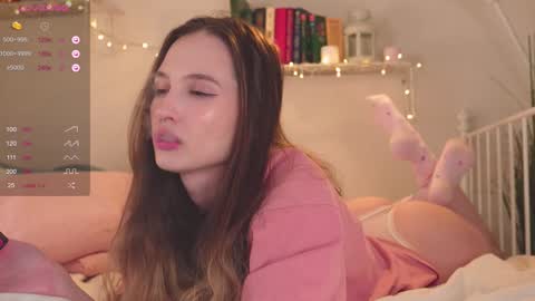 Snapshot of mita_mp4 chatting on December 31, 4:14 pm Mita online show from December 31, 4:14 pm