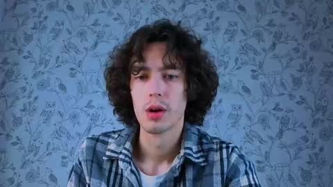 MitchelKors online show from April 16, 3:46 pm