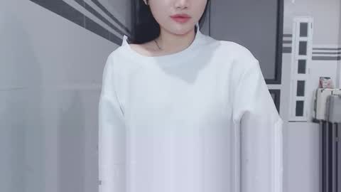 miu_cute online show from April 7, 9:48 pm