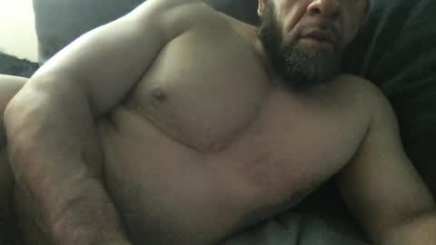 Snapshot of mixboi11 chatting on July 6, 12:40 am mixboi11 online show from July 6, 12:40 am