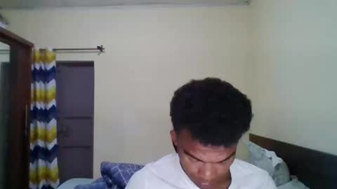 mixedboy_sexy online show from September 18, 9:06 pm